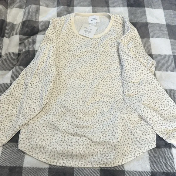 Bates Sisters Boutique Top - Picture 4 of 4